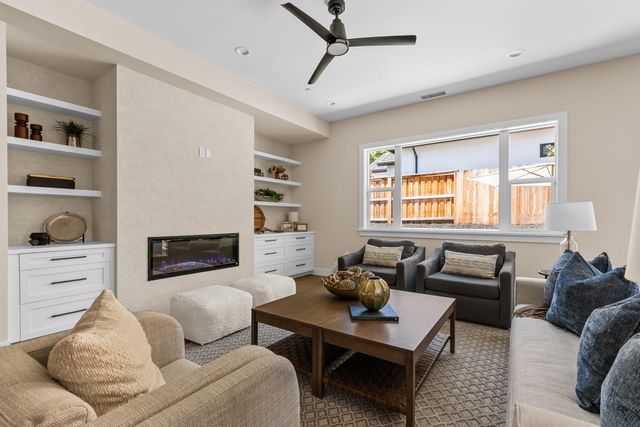 7815 Olive St, Fair Oaks, CA 95628