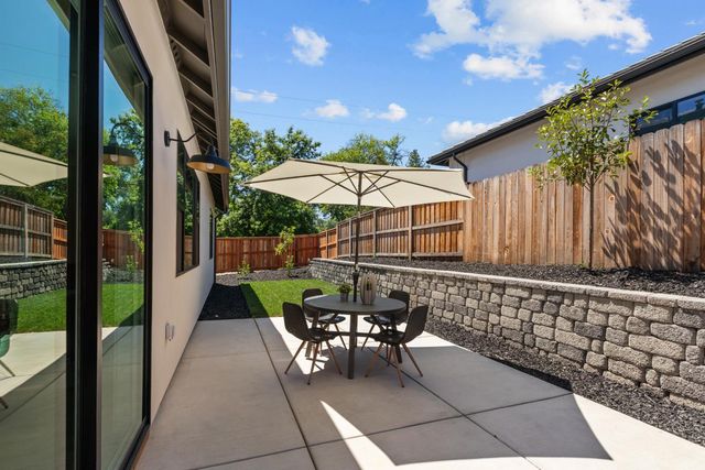 7815 Olive St, Fair Oaks, CA 95628