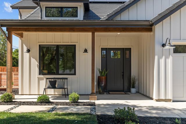 7815 Olive St, Fair Oaks, CA 95628