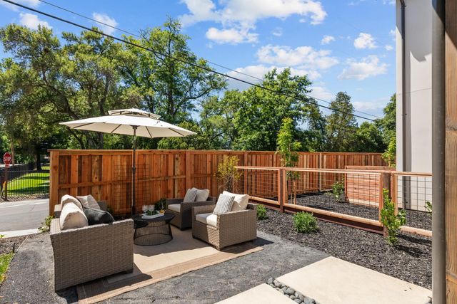 7815 Olive St, Fair Oaks, CA 95628