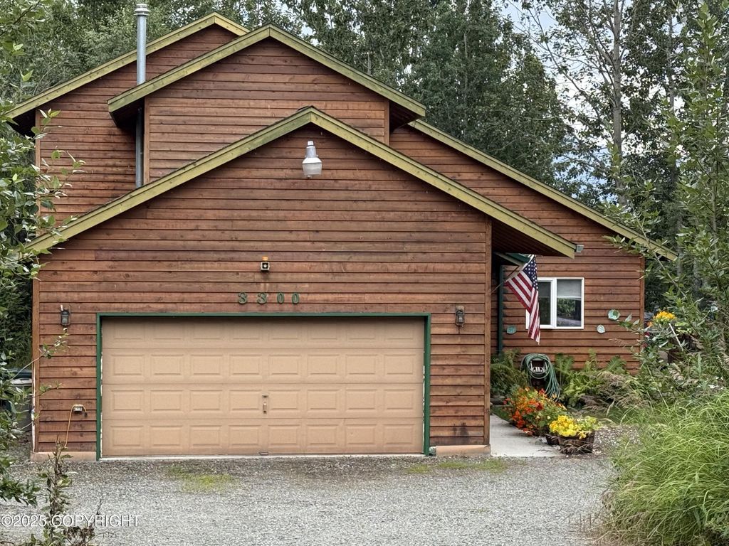 3300 E Palmdale Drive, Wasilla, AK 99654