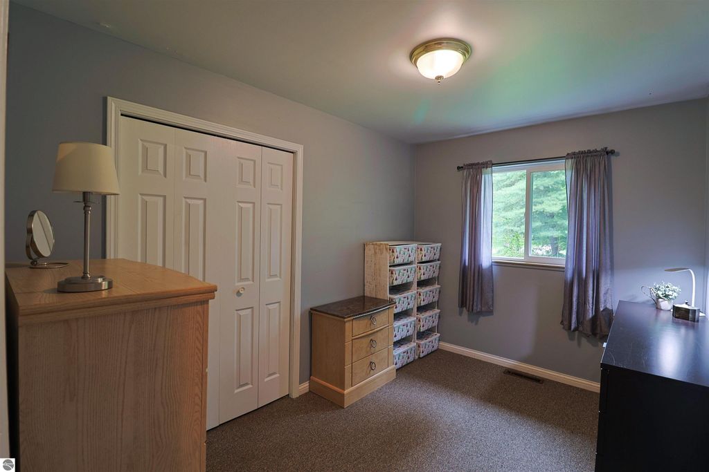 Image 16 of property listing at 5190 S Vandecar Road, Mt Pleasant, MI 48858