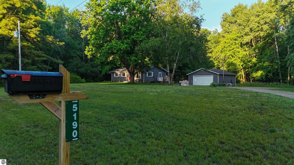 Image 19 of property listing at 5190 S Vandecar Road, Mt Pleasant, MI 48858