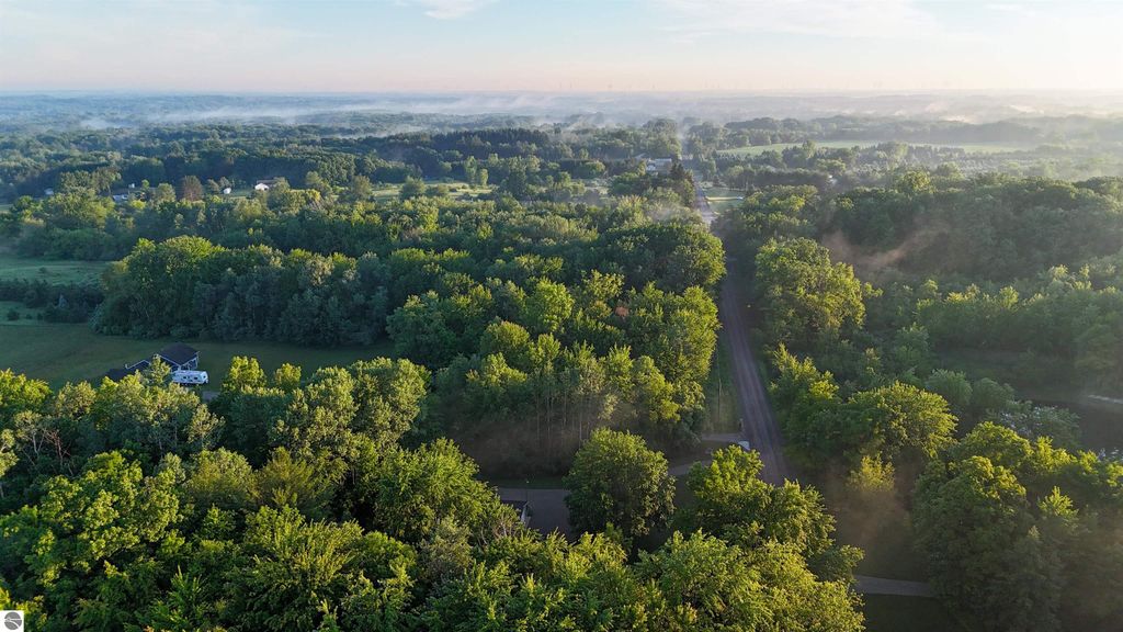 Image 22 of property listing at 5190 S Vandecar Road, Mt Pleasant, MI 48858