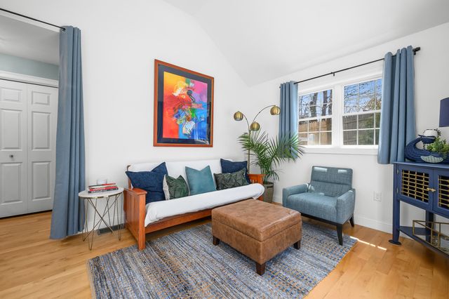 8 Lakeway Lane, Harwich, MA 02645