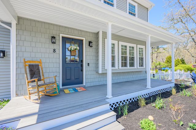 8 Lakeway Lane, Harwich, MA 02645
