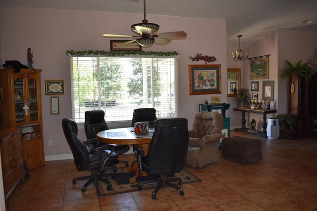 16398 Anaconda Road, Madera, CA 93636