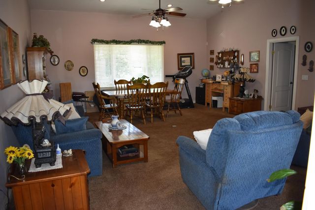 16398 Anaconda Road, Madera, CA 93636