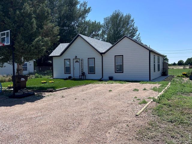 809 Warren Street, Weldona, CO 80653