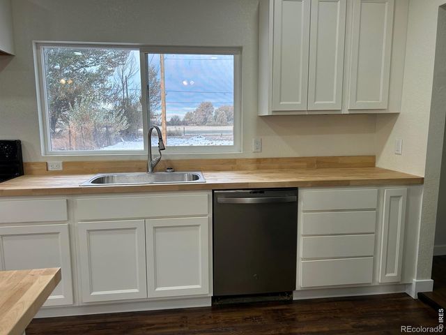 809 Warren Street, Weldona, CO 80653