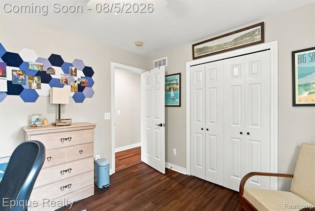 25 Melvin J Court, Oxford, MI 48371