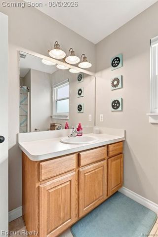 25 Melvin J Court, Oxford, MI 48371