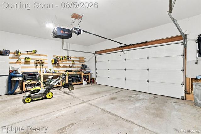 25 Melvin J Court, Oxford, MI 48371