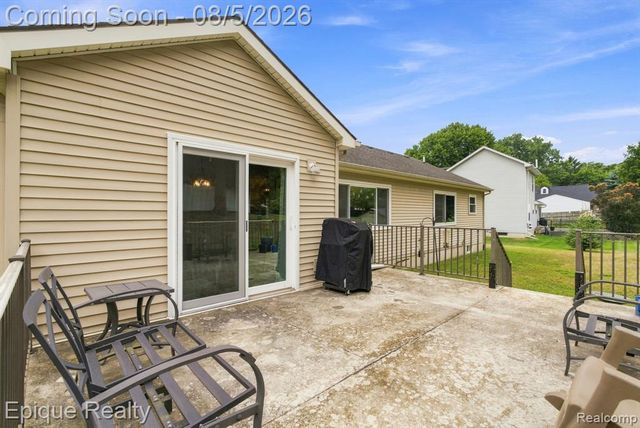 25 Melvin J Court, Oxford, MI 48371