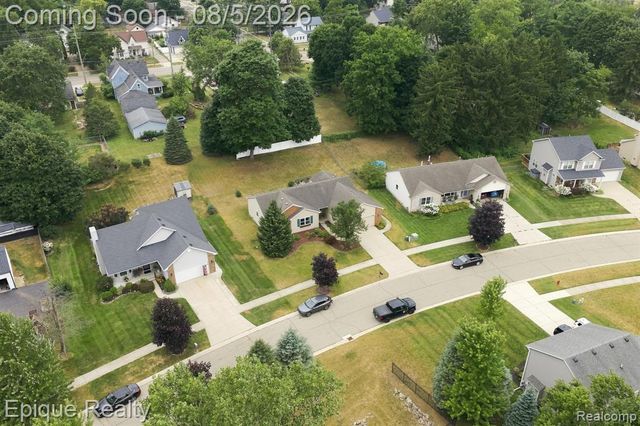 25 Melvin J Court, Oxford, MI 48371