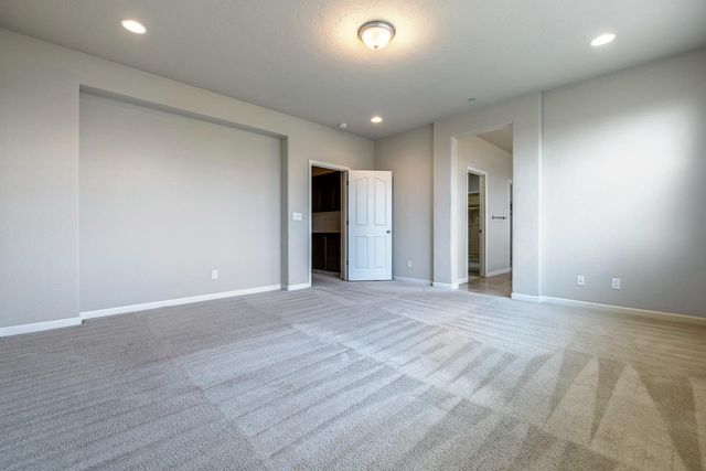 10612 N Dearing Avenue, Fresno, CA 93730