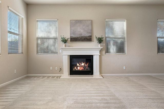 10612 N Dearing Avenue, Fresno, CA 93730