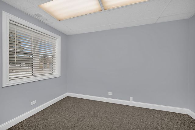 29W030 Main Street 202, Warrenville, IL 61087