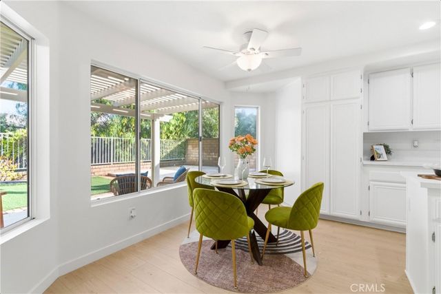 28360 Easton Lane, Saugus, CA 91350