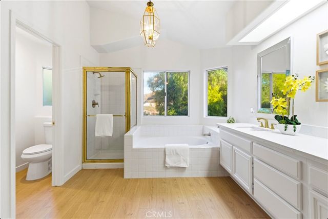 28360 Easton Lane, Saugus, CA 91350