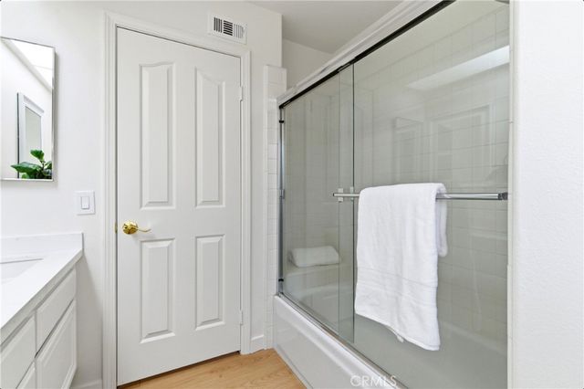 28360 Easton Lane, Saugus, CA 91350