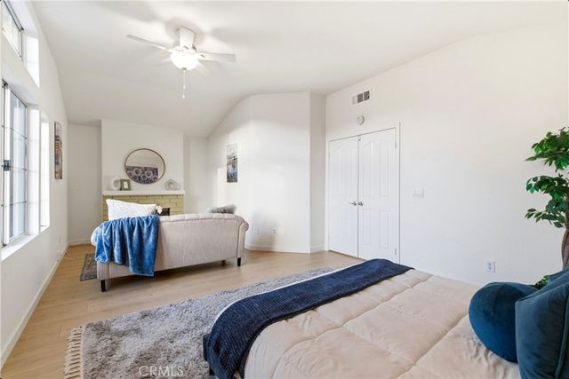 28360 Easton Lane, Saugus, CA 91350