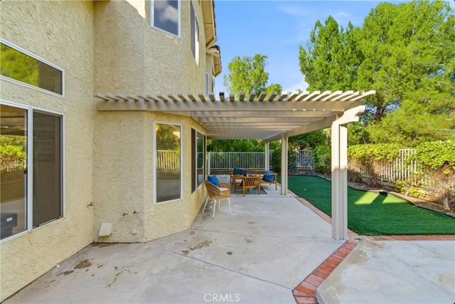 28360 Easton Lane, Saugus, CA 91350