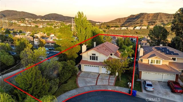 28360 Easton Lane, Saugus, CA 91350
