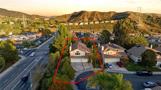 28360 Easton Lane, Saugus, CA 91350