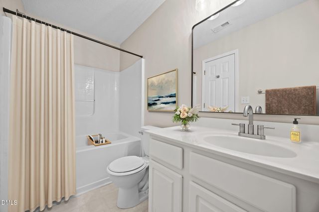 5501 Stewartby Drive, Raleigh, NC 27613