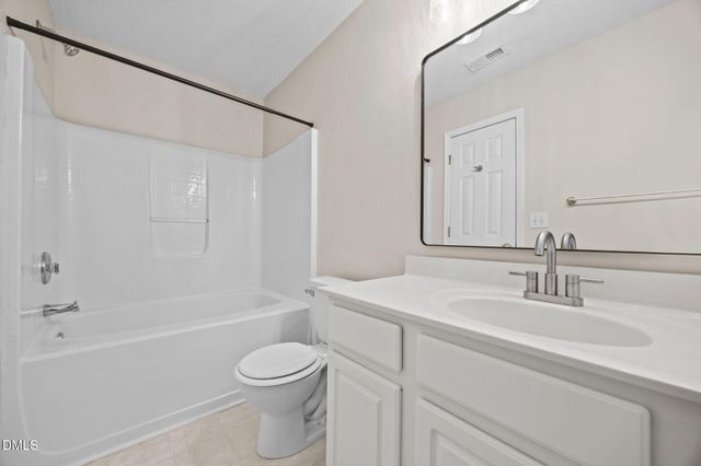 5501 Stewartby Drive, Raleigh, NC 27613