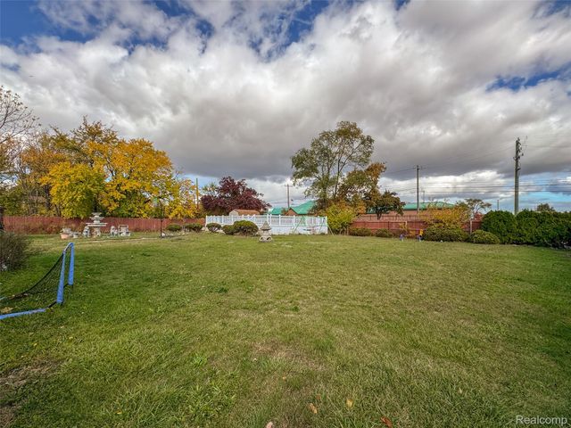 991 E Euclid Street, Detroit, MI 48211
