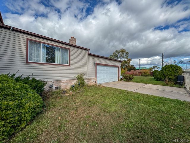 991 E Euclid Street, Detroit, MI 48211