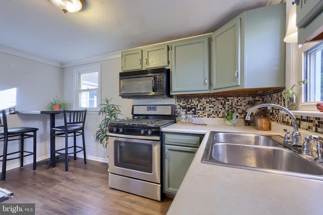 2761 OAKLAND RD, Dover, PA 17315