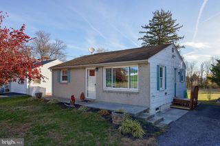 2761 OAKLAND RD, Dover, PA 17315