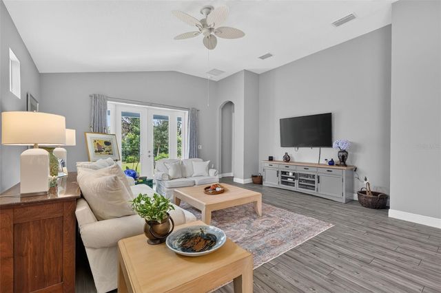 8220 BRIDGEPORT BAY CIRCLE, Mount Dora, FL 32757