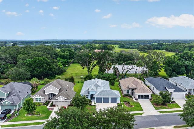 8220 BRIDGEPORT BAY CIRCLE, Mount Dora, FL 32757