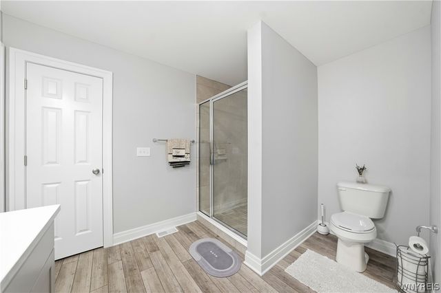3353 Cedar Valley, Hamburg, NY 14075