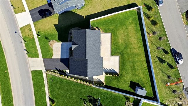 3353 Cedar Valley, Hamburg, NY 14075