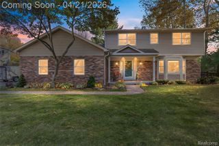 38556 Shana Drive, Clinton Charter Township, MI 48036