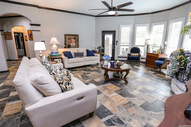 13702 FRENCH PARK, Helotes, TX 78023