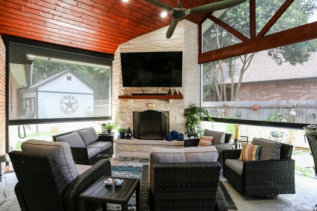 13702 FRENCH PARK, Helotes, TX 78023