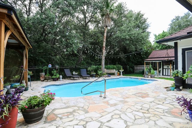 13702 FRENCH PARK, Helotes, TX 78023