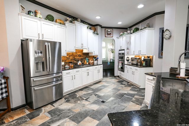 13702 FRENCH PARK, Helotes, TX 78023