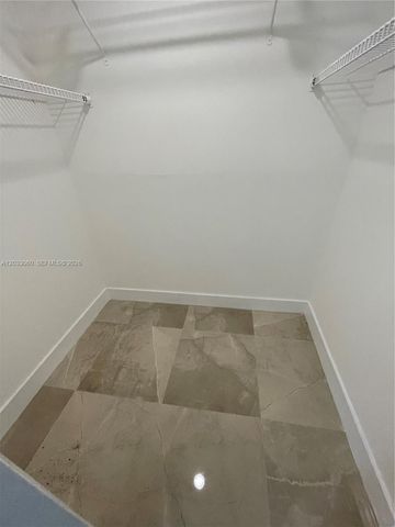 409 Lakeview Dr 104, Weston, FL 33326