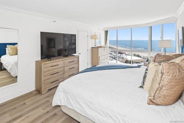 1820 Avenida Del Mundo 1003, Coronado, CA 92118