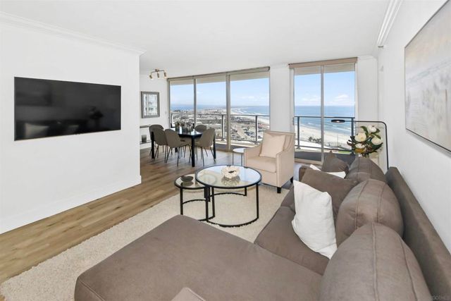 1820 Avenida Del Mundo 1003, Coronado, CA 92118