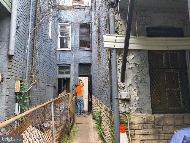 2007 N FULTON AVE, Baltimore, MD 21217