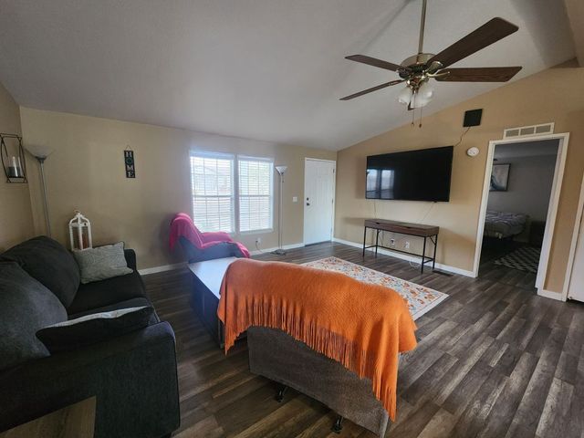 2540 E Curtis Way, Fort Mohave, AZ 86426