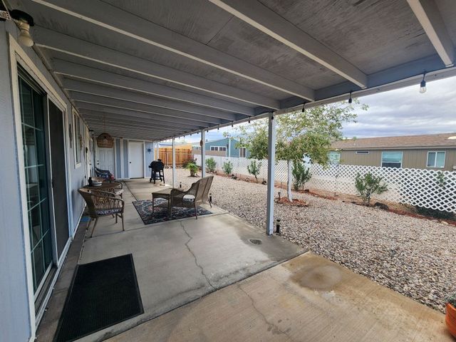 2540 E Curtis Way, Fort Mohave, AZ 86426